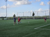 Training van S.K.N.W.K. JO19-1 van donderdag 22 mei 2025 (7/68)